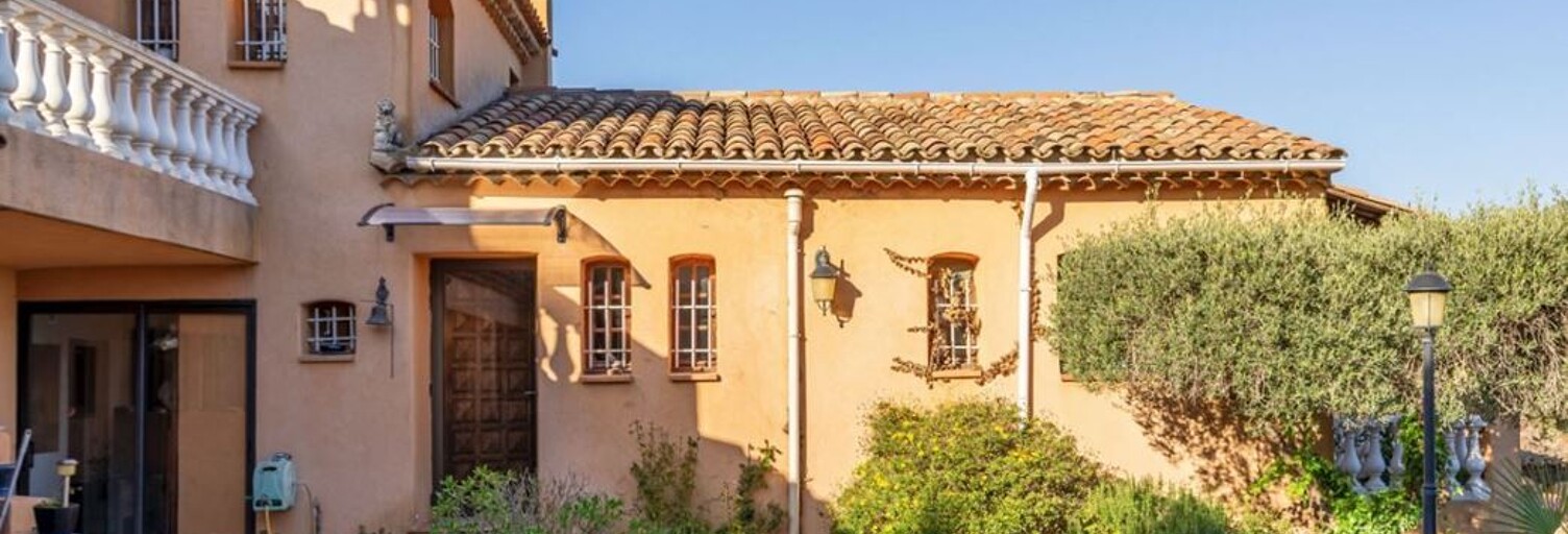 Maison 7 Pièces 285 m² à vendre à Les Adrets-de-l'Estérel (83600)