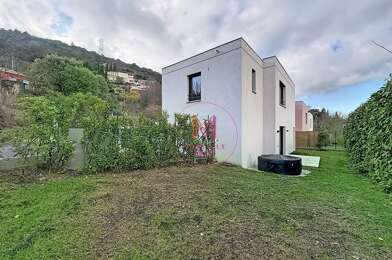 Maison 4 pièces 741000 €