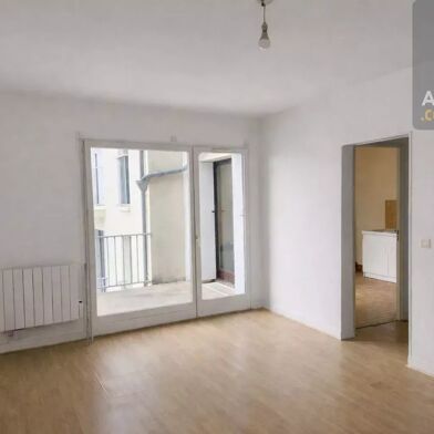Appartement 1 pièces 470 €