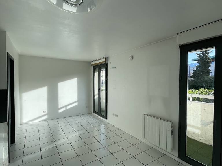 Vente - Type 2 - 38.88 m2 140 000 € - CHAMBERY — photo 1