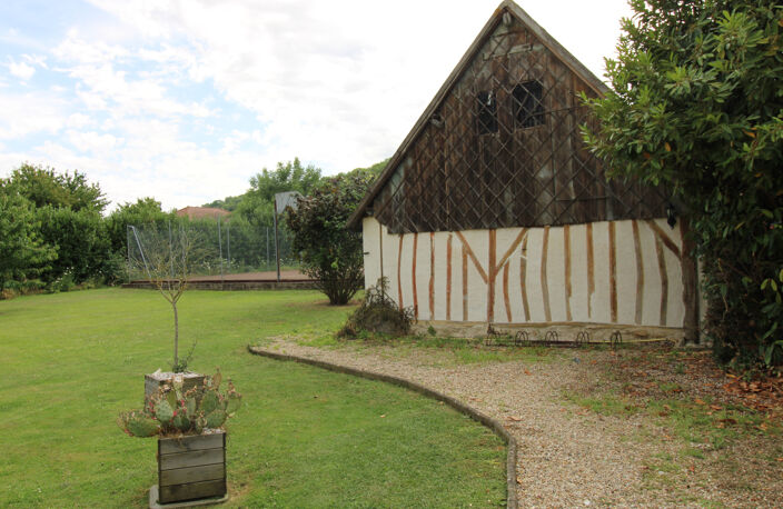 Dpt Eure  (27) proche Vernon maison de charme 225 m2 avec te — photo 2