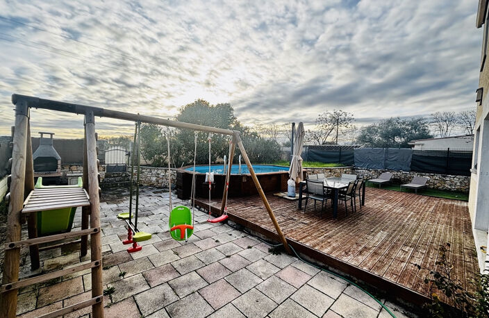 Villa 5 pièces de 120m2 habitables avec piscine et garage — photo 2