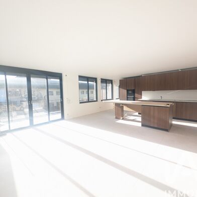 Appartement 4 pièces 230000 €