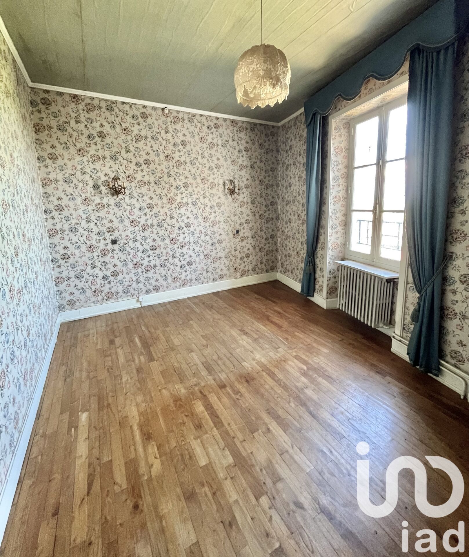 Beauregard-De-Terrasson - 115m² - 8p. - 4ch.
