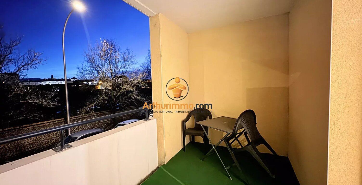 T2 de 46 m² avec parking et piscine dans résidence prisée à Tarbes — photo 1