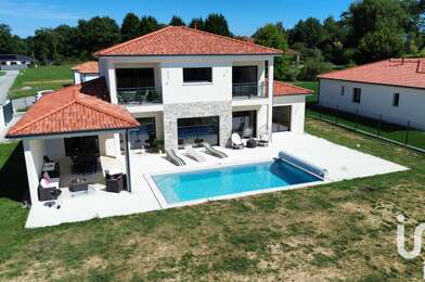 Maison 8 pièces 580000 €