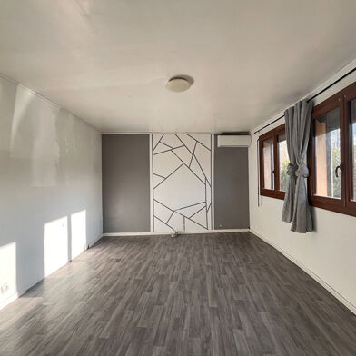 Appartement 4 pièces 168000 €