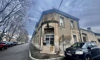 Immeuble  130 m² à vendre à Saint-Gilles (30800)