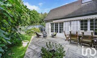 Maison 10 Pièces 250 m² à vendre à La Celle-Saint-Cloud (78170)