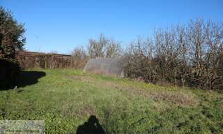 Terrain  700 m² à vendre à Charnay-lès-Mâcon (71850)