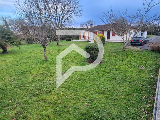Maison de plain-pied AMOU 5 pièces 135 m² avec studio de 23 m² — photo du bien