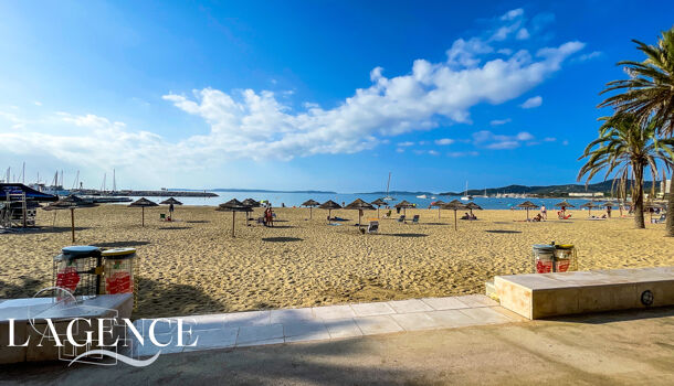 Local commercial 3 pièces  à vendre Lavandou (Le) 83980