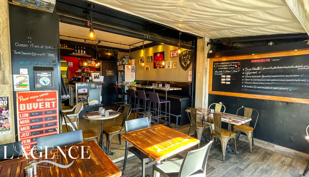 Local commercial 3 pièces  à vendre Lavandou (Le) 83980