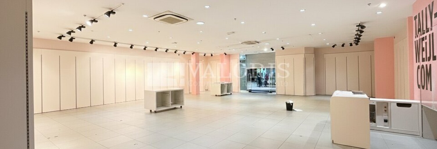 Commerce  232 m² à louer à Villefranche-sur-Saône (69400)