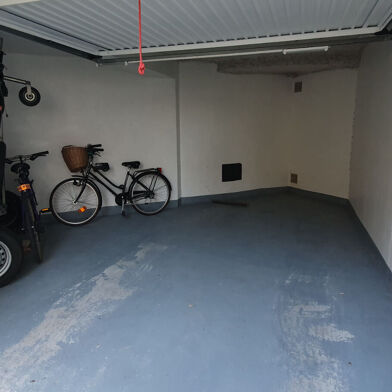 Garage  50000 €