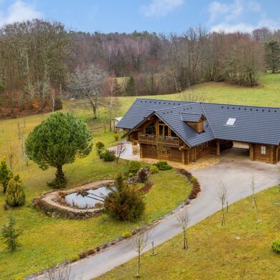 Maison 8 pièces 485000 €