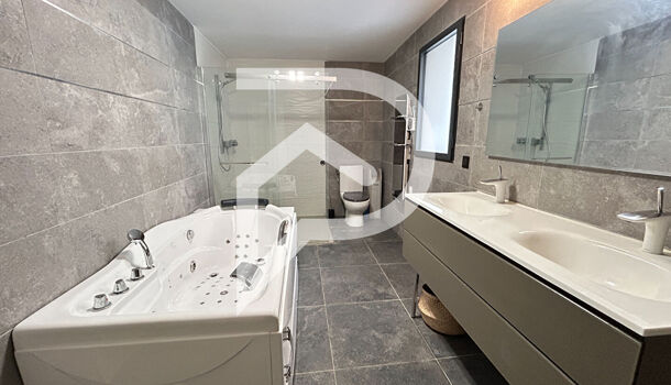 Villa / Maison 5 pièces  à vendre Saint-Laurent-d'Aigouze 30220