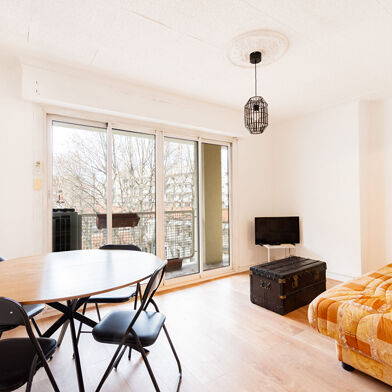 Appartement 4 pièces 1185 €