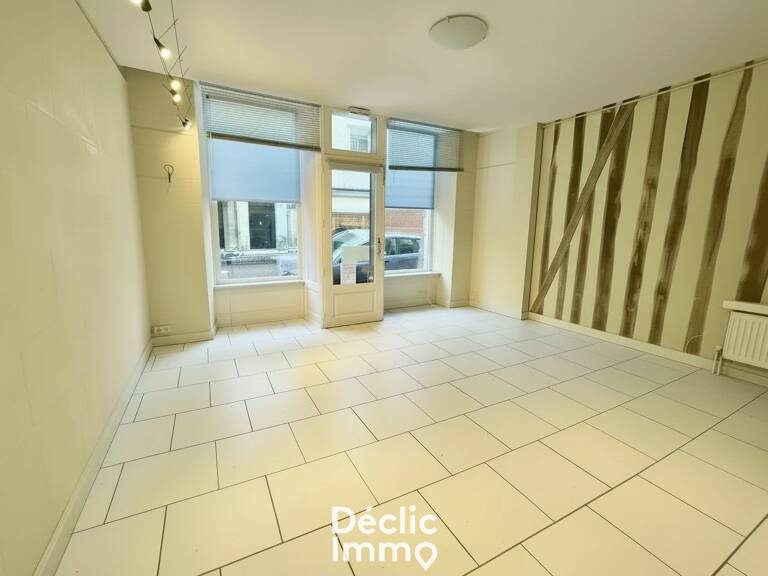 À CEDER  DROIT AU BAIL  LOCAL COMMERCIAL — photo 1