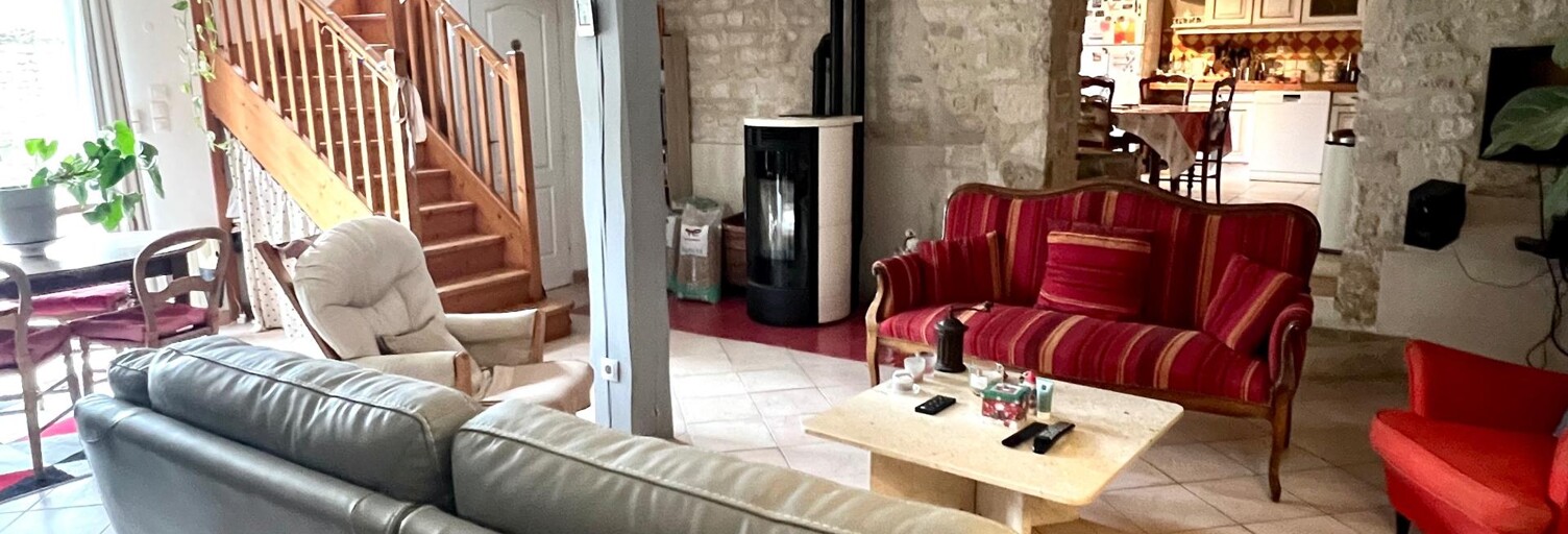 Maison 5 Pièces 128 m² à vendre à La Villedieu (17470)