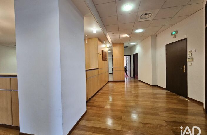 Vente Bureaux 440 m&sup2; — photo 2