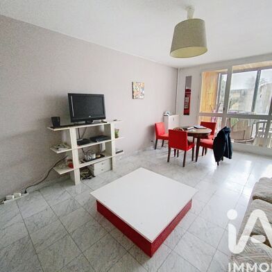 Appartement 5 pièces 204000 €