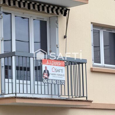 Appartement 4 pièces 860 €