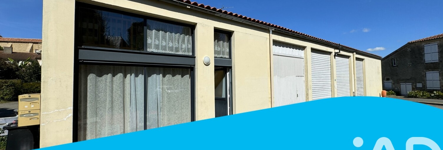 Immeuble  265 m² à vendre à Fontenay-le-Comte (85200)