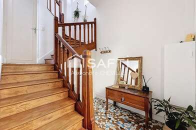 Maison 6 pièces 300000 €