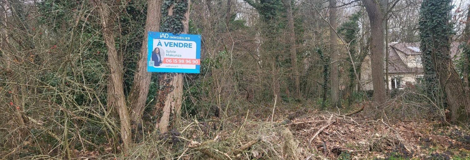 Terrain  1619 m² à vendre à Saulx-les-Chartreux (91160)