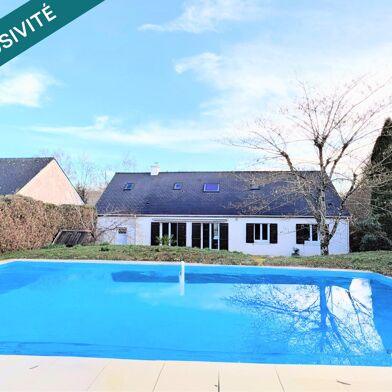 Maison 7 pièces 322900 €