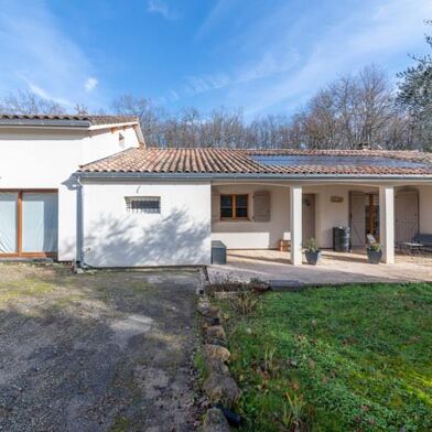 Maison 7 pièces 365680 €