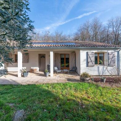 Maison 7 pièces 365680 €