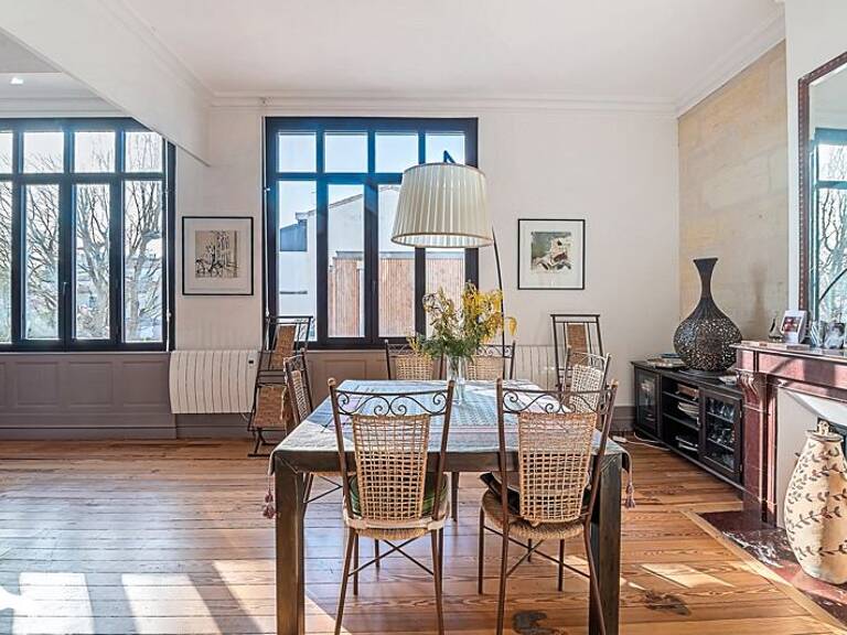 Hôtel Particulier de 7 pièces principales — photo 1