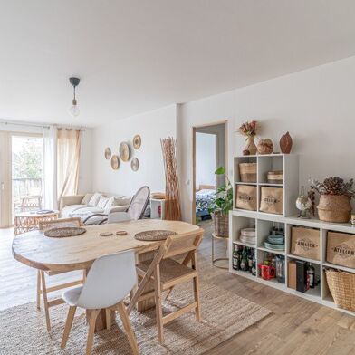 Appartement 3 pièces 352999 €