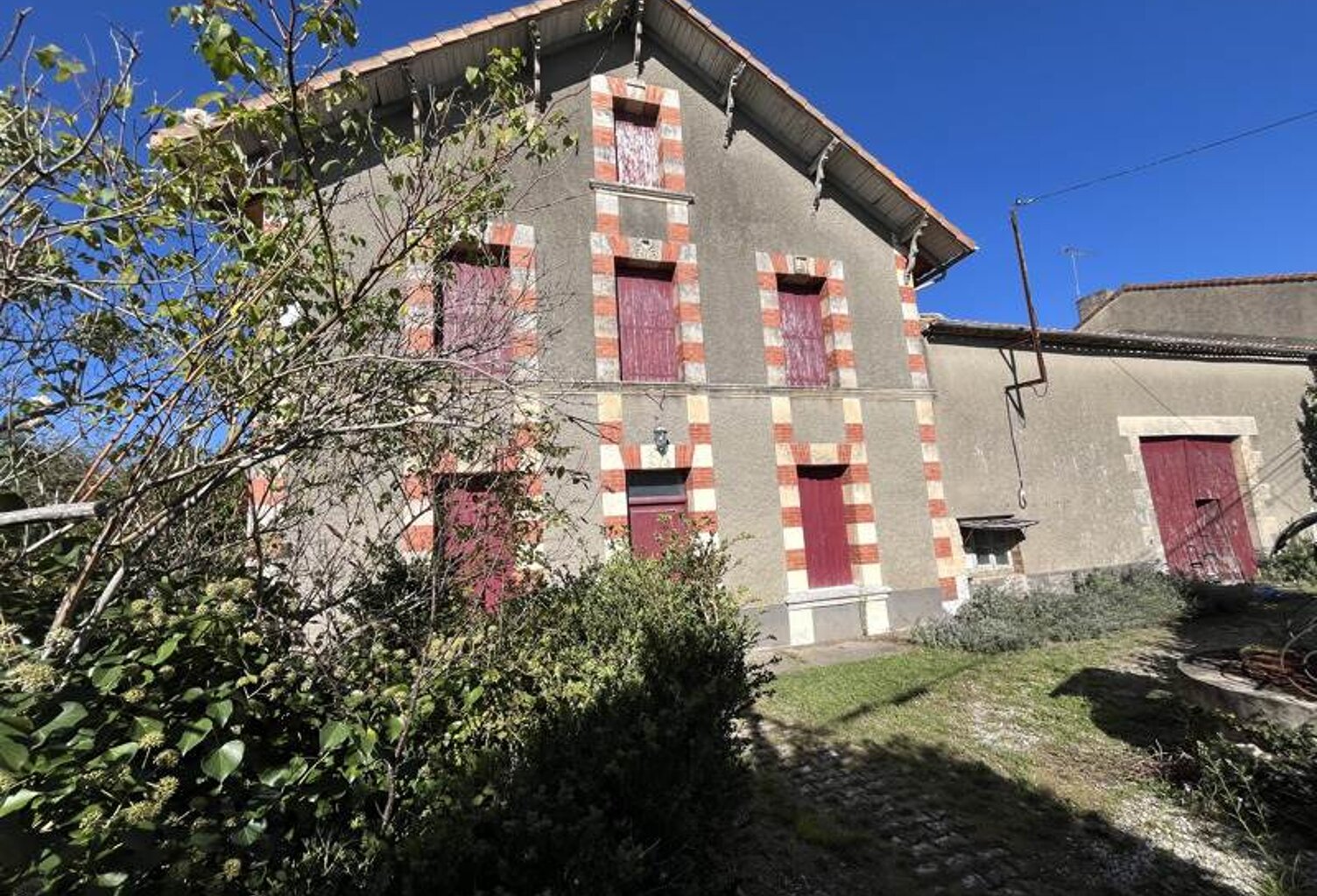 Maison de bourg de 6 pièces principales — photo 1