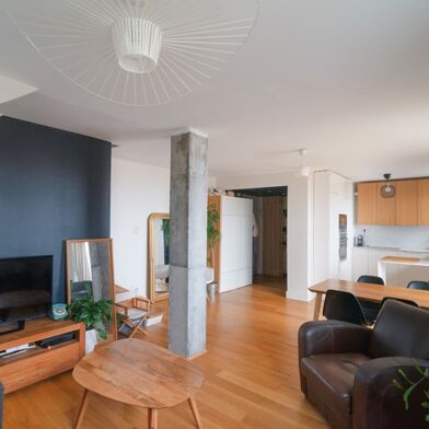 Appartement 4 pièces 437808 €