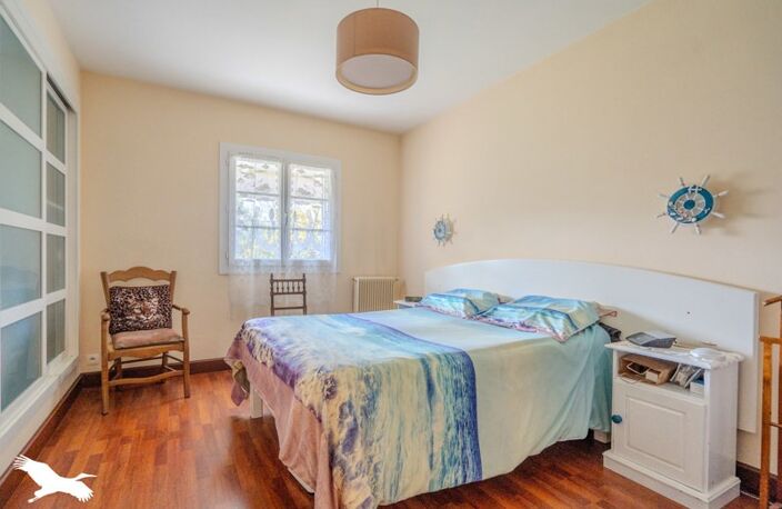 Vente maison 4 pièces 125 m² Léognan (33850) — photo 5