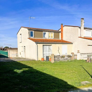 Maison 6 pièces 160000 €