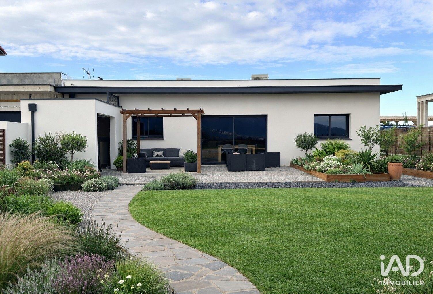Vente Maison/villa 4 pièces — photo 1