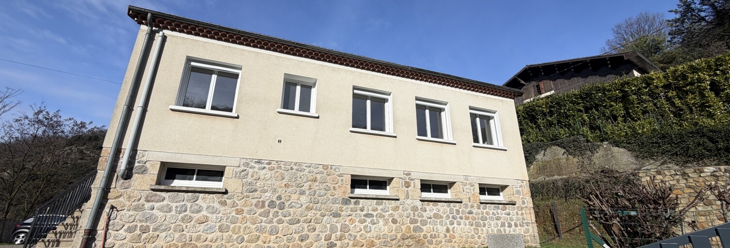 Maison 9 Pièces 100 m² à vendre à Vals-les-Bains (07600)