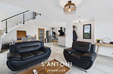 Maison 8 pièces 749500 €