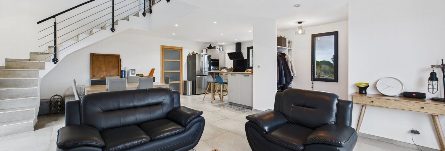 Maison 8 Pièces 184 m² à vendre à Marseillan (34340)