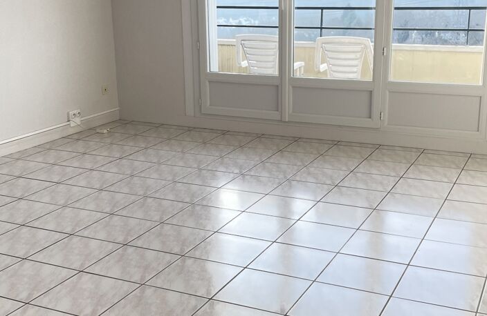 Vente Appartement 4 pièces — photo 2