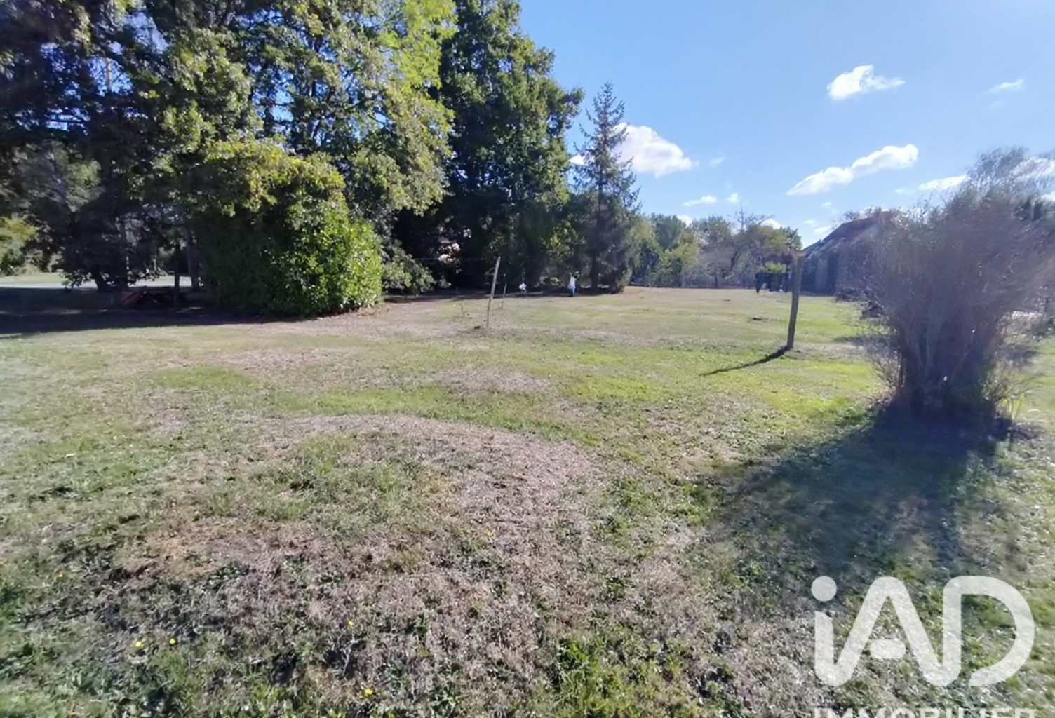 Vente Terrain à bâtir 1 200 m&sup2; — photo 1