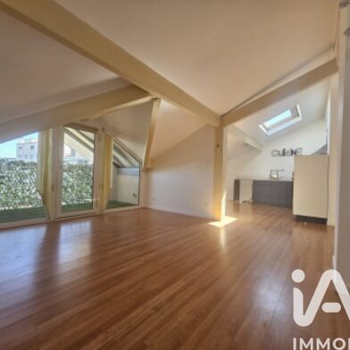 Appartement 3 pièces 850 €