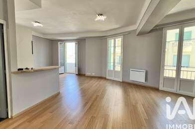 Appartement 4 pièces 690000 €