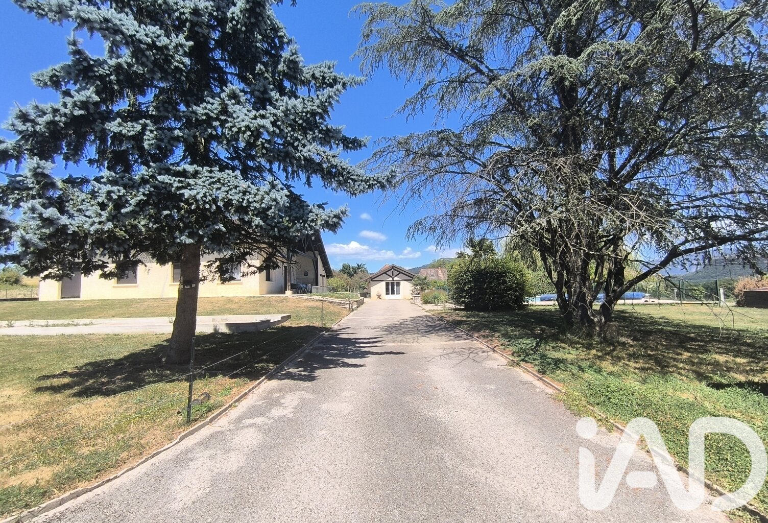 Vente Maison/villa 8 pièces — photo 1