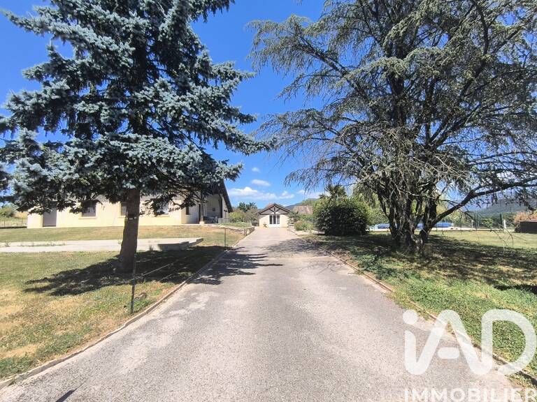Vente Maison/villa 8 pièces — photo 1