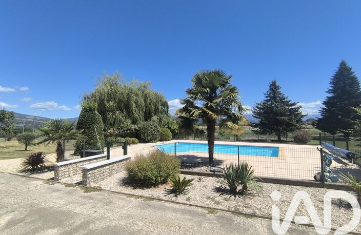 Vente Maison/villa 8 pièces — photo 2